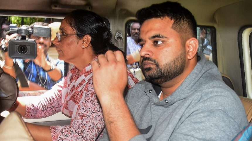 deccanherald 2024 08 23 xtpmztjr BNG31 Prajwal Revanna 01
