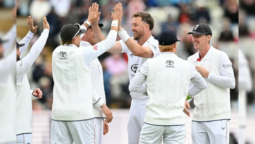 eguda2lo england team x englandcricket 625x300 12 September 26