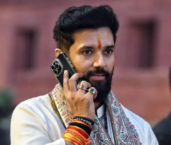 Union Minister Chirag Paswan Receives Anonymous Terrorist Threat Letter 1 images 13