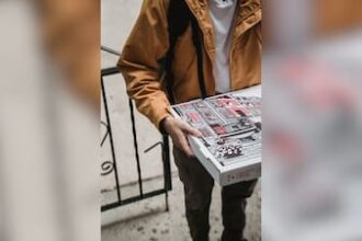 klka9d3 pizza delivery 625x300 21 September 26