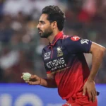 ng2koha bhuvneshwar kumar x rcbtweets 625x300 05 April 26